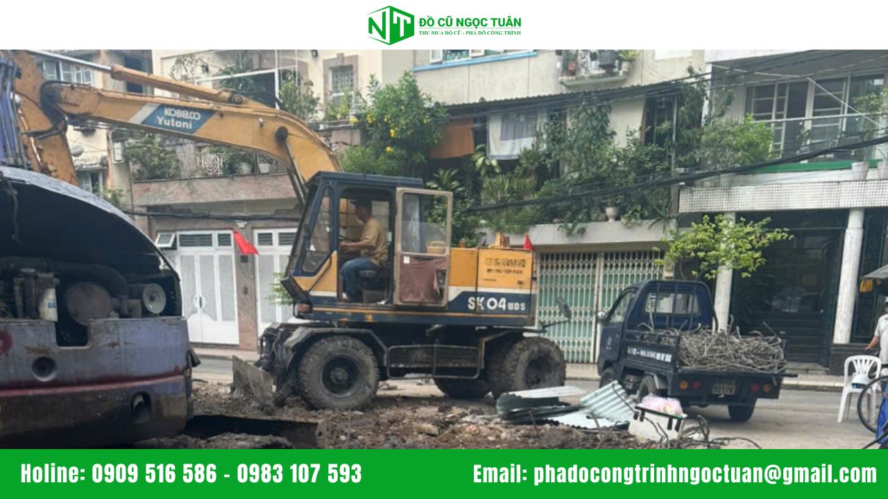 Hình Ảnh Thi Công Phá Dỡ Công Trình Tại Ngọc Tuân
